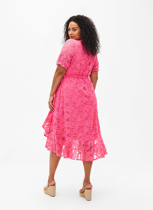 Zizzi Kopertowa sukienka z koronka i krótkimi rekawami, Pink Carnation, Model image number 1