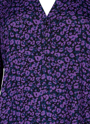 Zizzi Bluzka z wiskozy z rekawem 3/4, Purple Leo AOP, Packshot image number 2