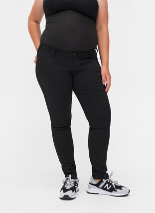 Zizzi Maternity jeggings in a cotton blend, Black, Model image number 2