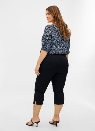 Zizzi Cotton blend capris, Black, Model image number 1