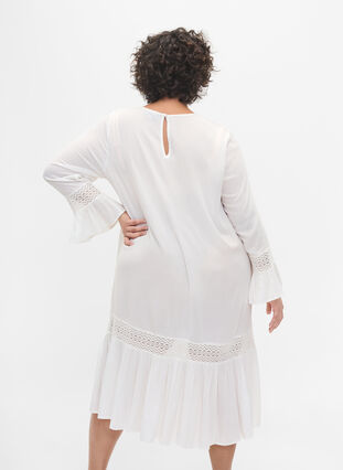 Zizzi viscose dress with lace detail, Off White, Model image number 1