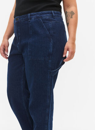 Zizzi Jeansy cargo o prostym kroju, Dark blue, Model image number 3