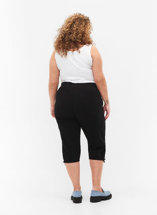 Zizzi Bawelniane spodnie capri, Black, Model image number 1