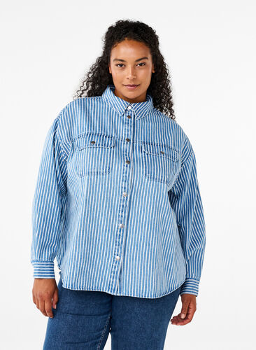 Zizzi Koszula dzinsowa w jednolitym kolorze z kieszeniami na piersiach, Light B.Denim Stripe, Model image number 0