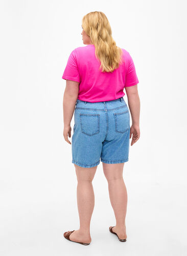 Zizzi Szorty jeansowe z wysokim stanem, Light Blue Denim, Model image number 1