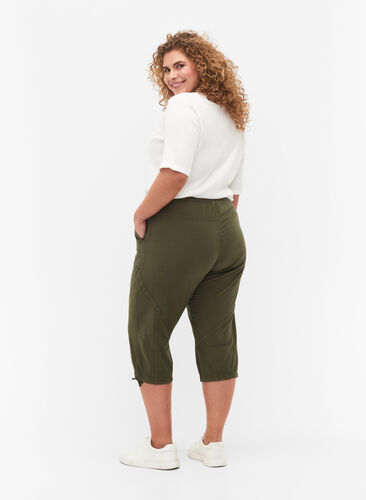 Zizzi Bawelniane spodnie capri, Ivy Green, Model image number 1