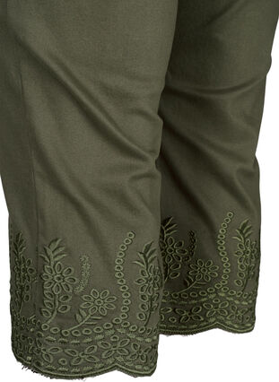 Zizzi Wysokie spodnie 3/4 z haftem angielskim, Dusty Olive, Packshot image number 4