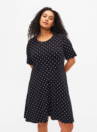 Zizzi Bawelniana sukienka w kropki z krótkim rekawem, Black w. White Dot, Model image number 0