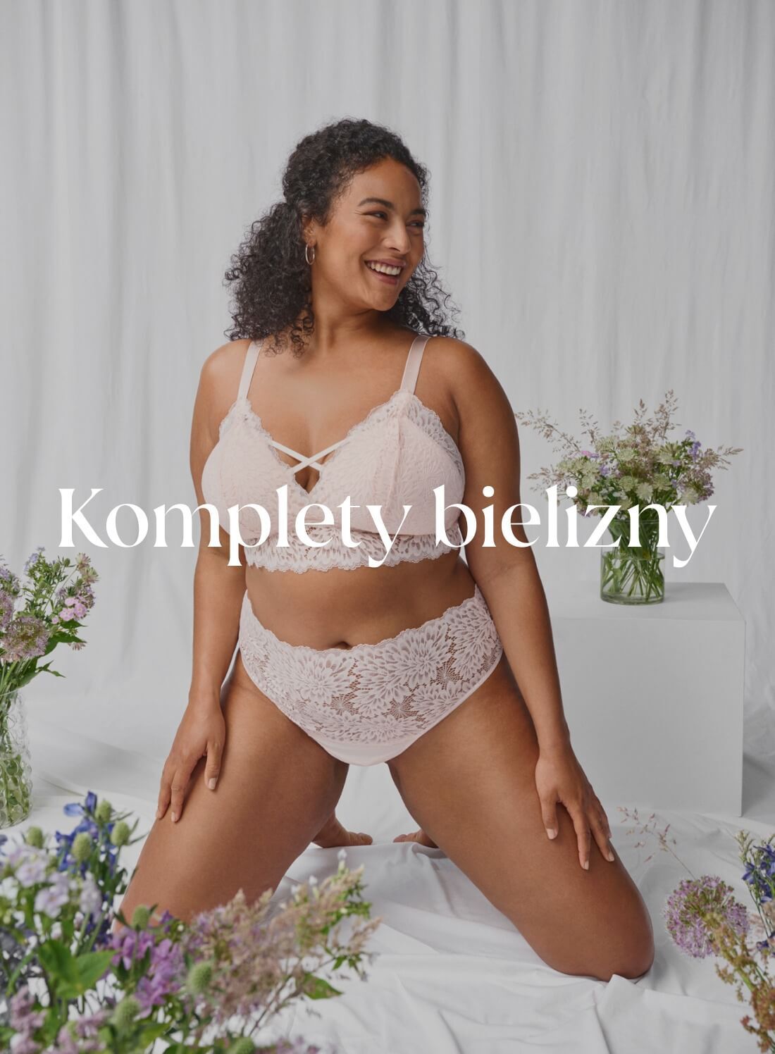 Komplety bielizny damskie plus size - Komplety bielizny w rozmiarze 40-64 - Zizzi